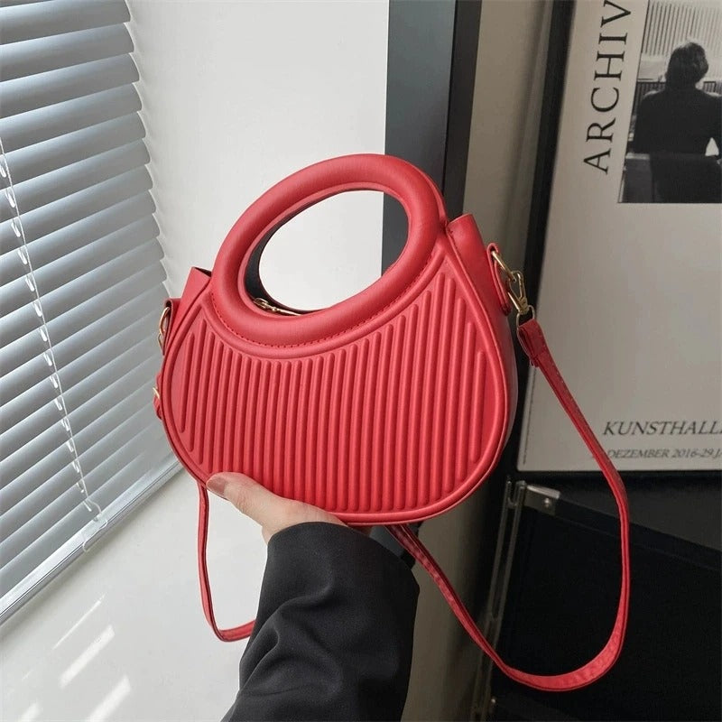 Synthetic Leather Handbag, Purse, Luxury Look Shoulder Bag for Everyday Use.