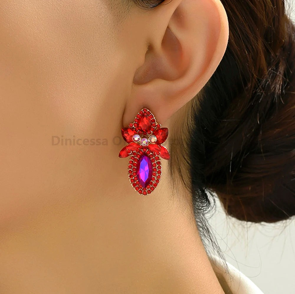 Trend Teardrop Glamorous Decor Stud Earrings