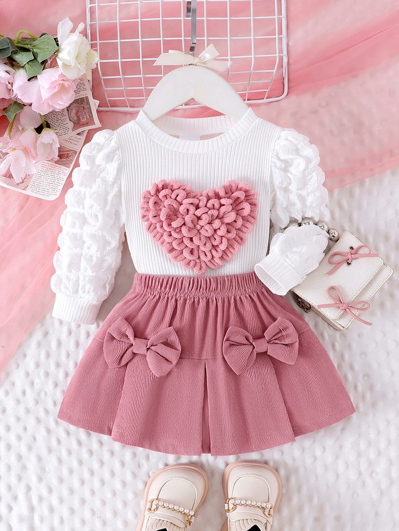 Comfortable Sweet and Cute Bubble Sleeves, Love Chapter Top + Pink Short Skirt.