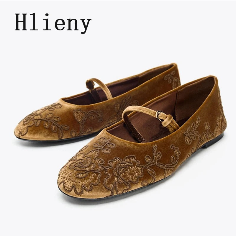 Designer Handmade Embroidery Flower Loafers Buckle Strap