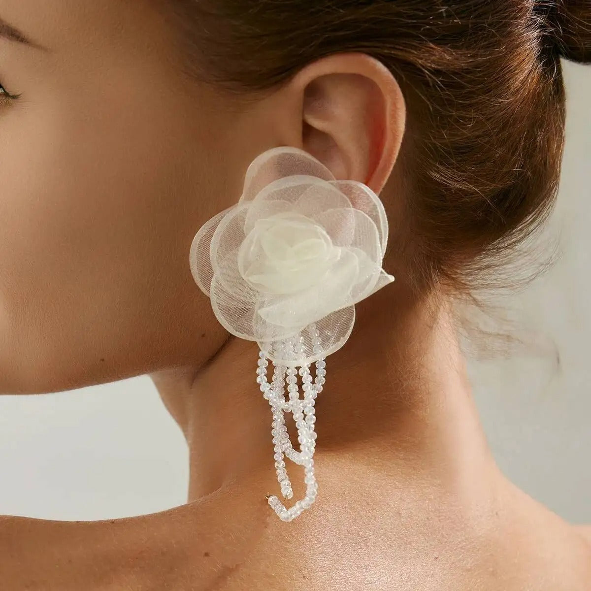 White Mesh Flower Tassel Pendant Earrings