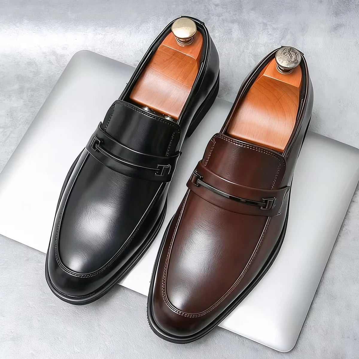 Classic Style Slip On Loafers Round Toe