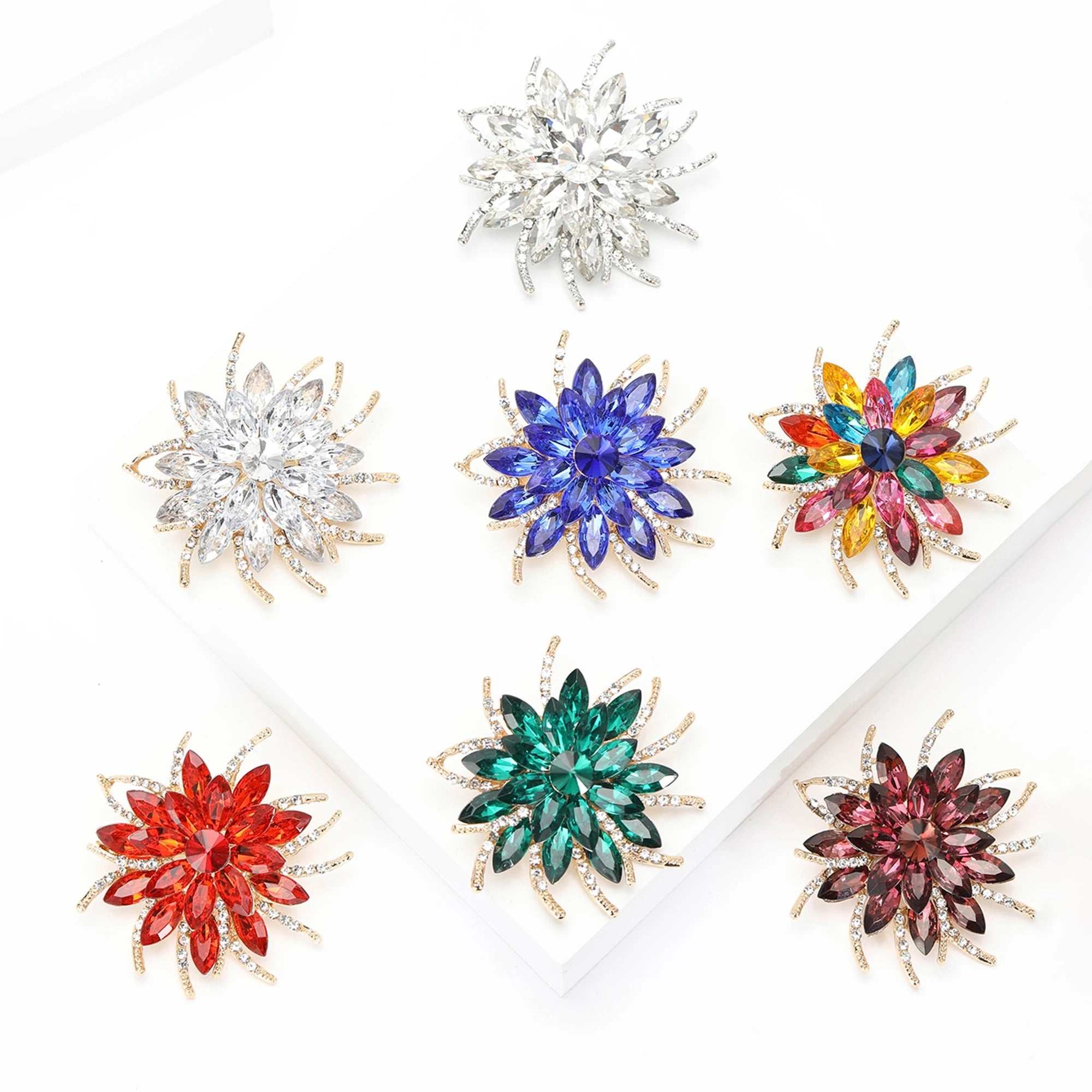 Rhinestone Flower Brooches for Women