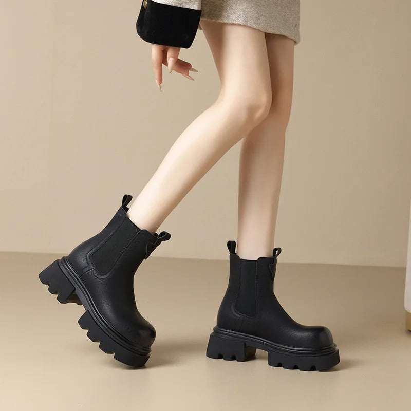 Waterproof Chelsea Boots British Style.