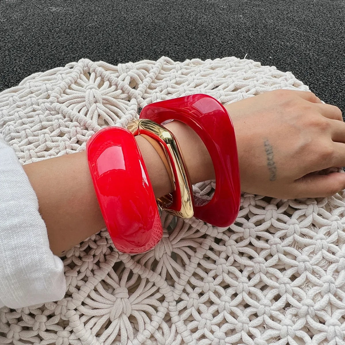 Gold Color Red Acrylic Resin Chunky Bangles for Women
