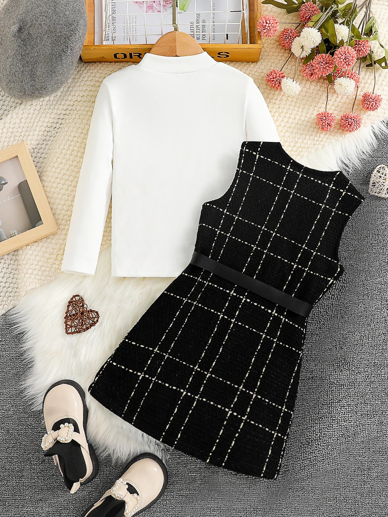 Spring and autumn Fashion Kids 2-piece ceremonial dress for cute girls Solid color crew neck shirt + plaid lapel skirt suit