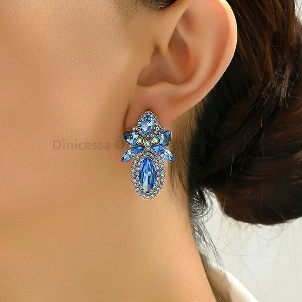 Trend Teardrop Glamorous Decor Stud Earrings