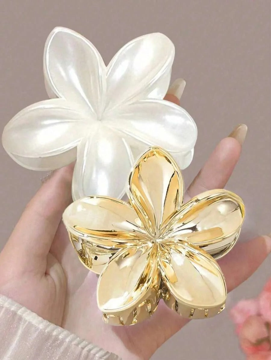 Floral Design, Versatile Hair Accessory for Half-Up Hairstyles.
