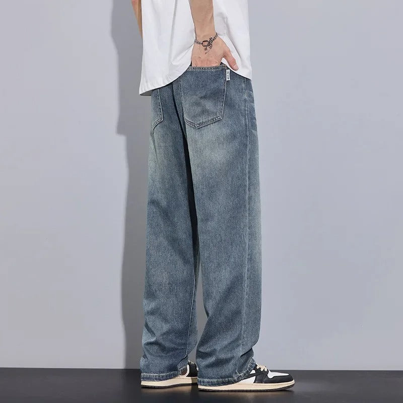 Mans baggy jeans