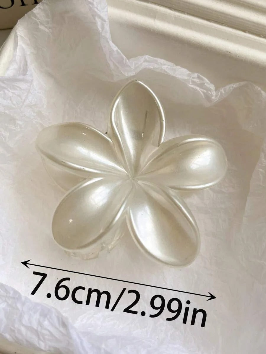 Floral Design, Versatile Hair Accessory for Half-Up Hairstyles.