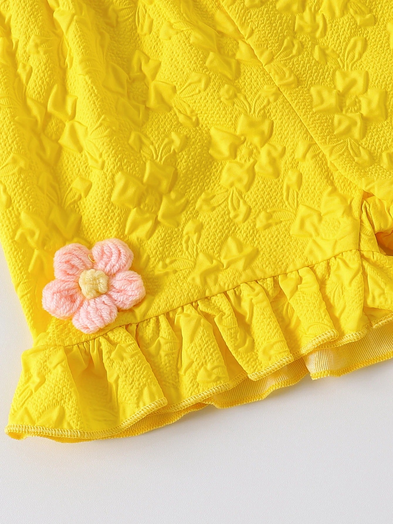 Girls' Yellow Jacquard Set: Floral Appliqué Camisole Top + Ruffled Shorts