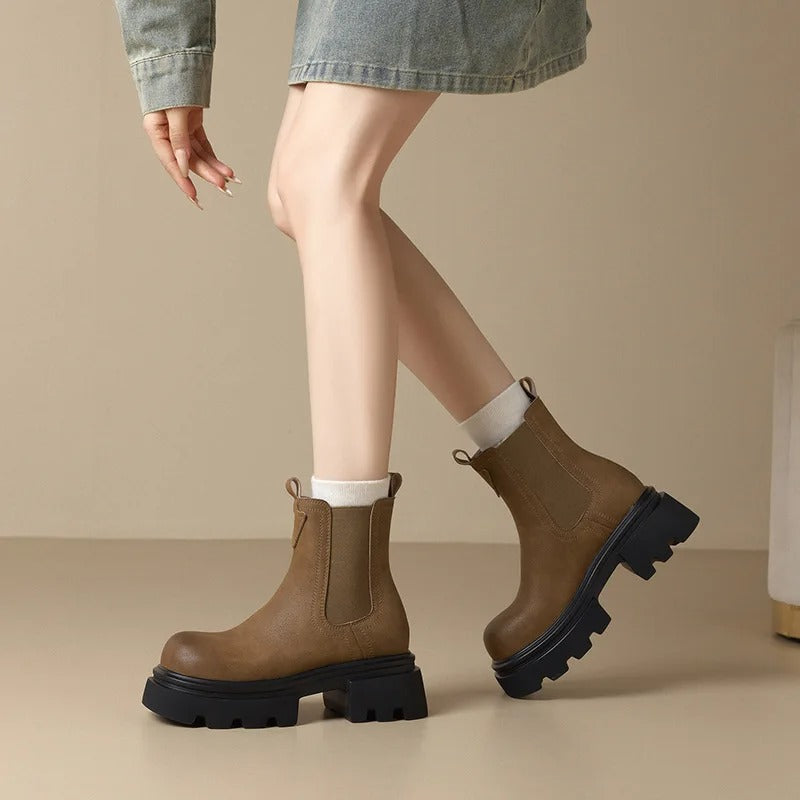 Waterproof Chelsea Boots British Style.