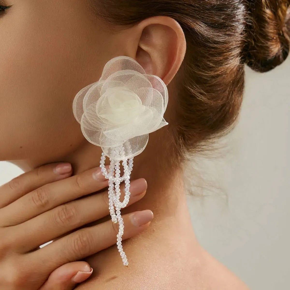 White Mesh Flower Tassel Pendant Earrings
