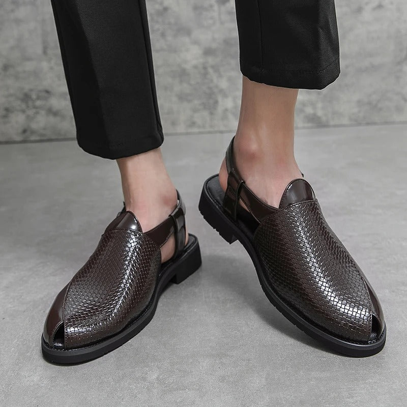 soft leisure sandals men slippers both lightweight non-slip Big Siz