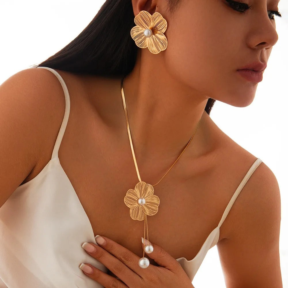 Stereo Flower Inlay Pearl Necklace Earrings