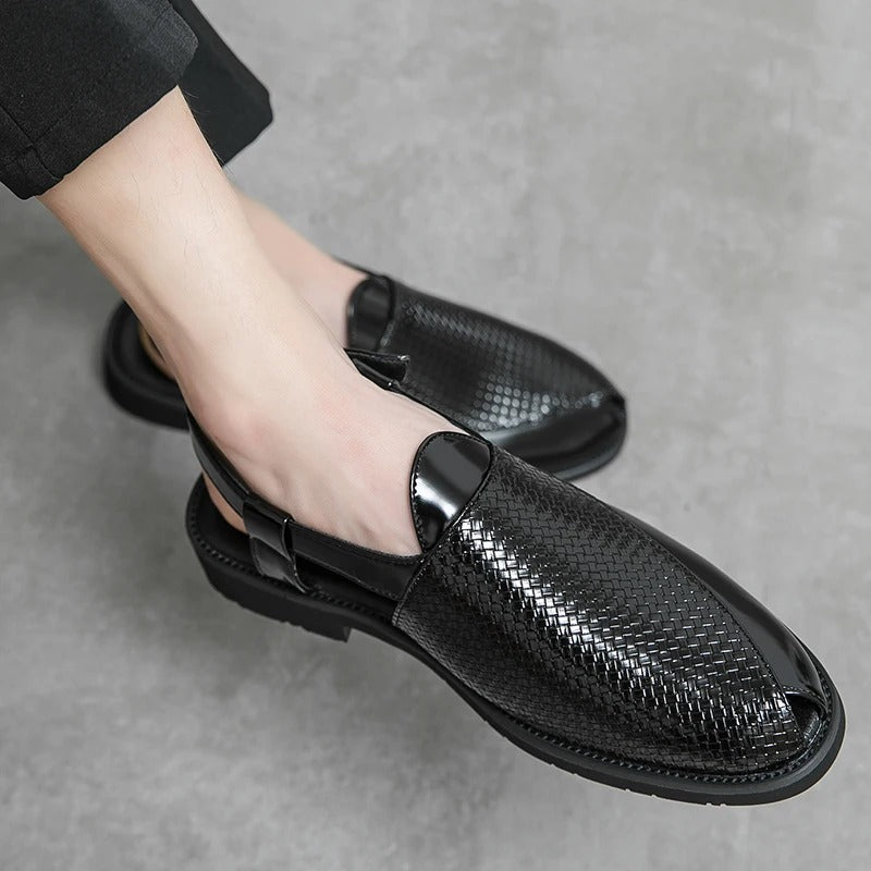 soft leisure sandals men slippers both lightweight non-slip Big Siz