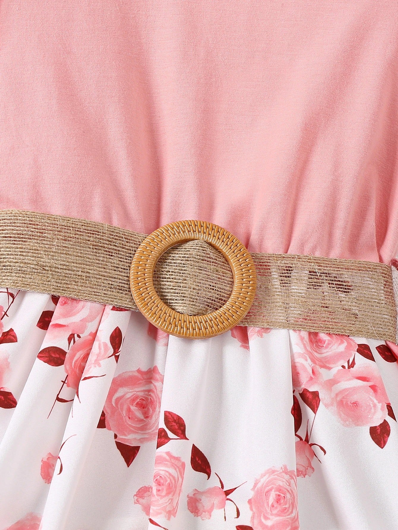 romantic floral print with ruffled edges and small flying sleeves