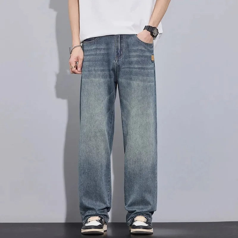 Mans baggy jeans