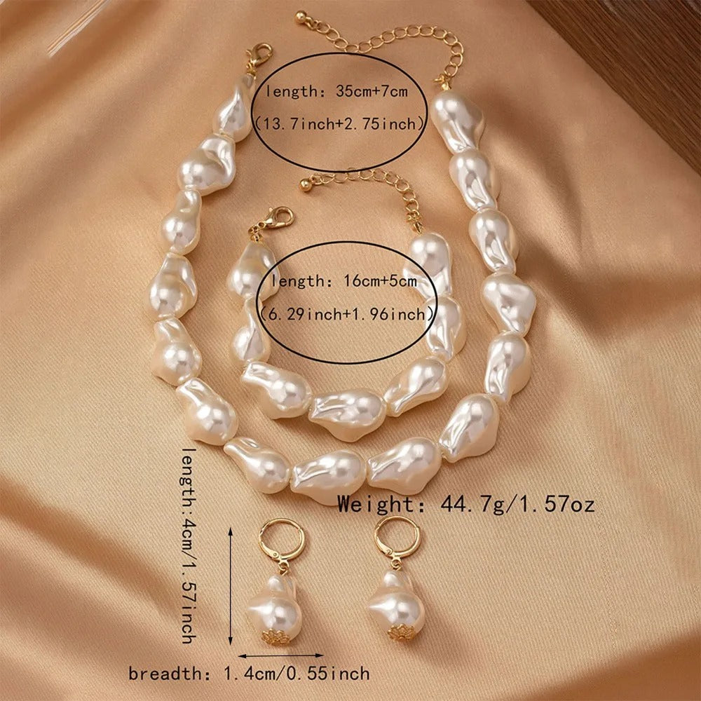 Pearl necklace for Women