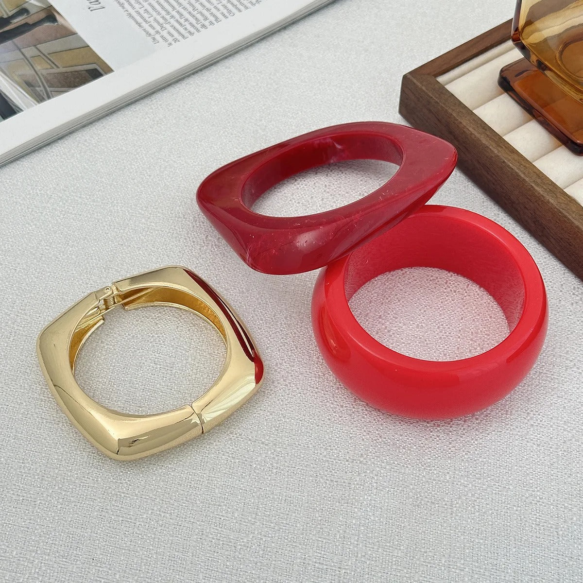 Gold Color Red Acrylic Resin Chunky Bangles for Women