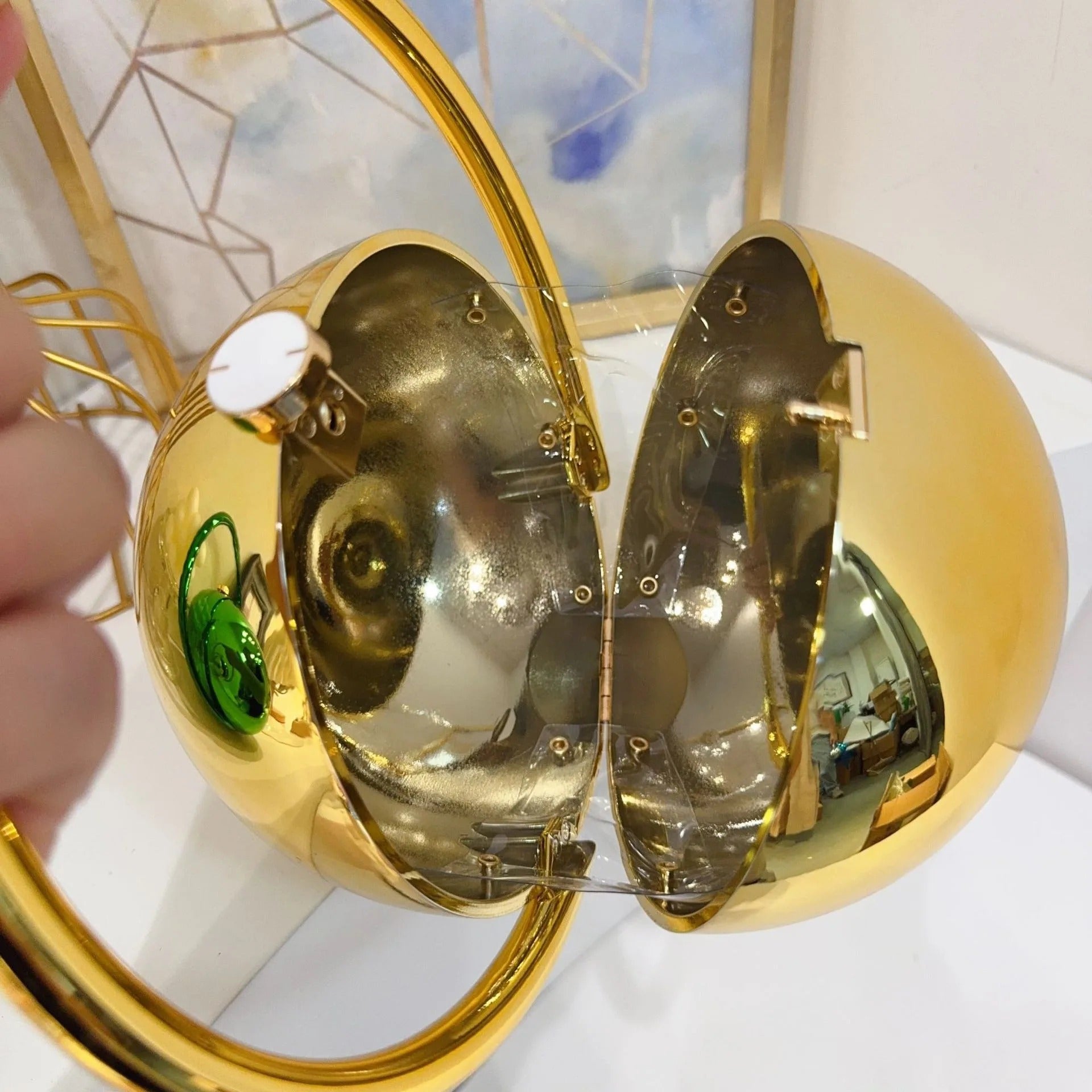 Gold Acrylic Round Ball Hand Bag