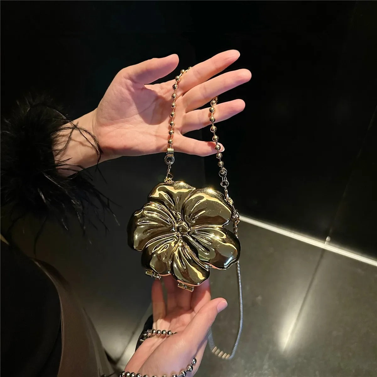 Luxury Small Bling Heart Shape Diamond Evening Clutch Rhinestones Purse