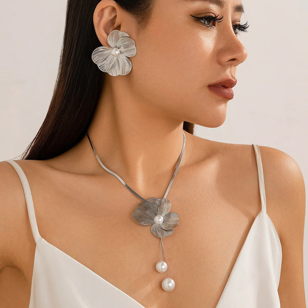 Stereo Flower Inlay Pearl Necklace Earrings