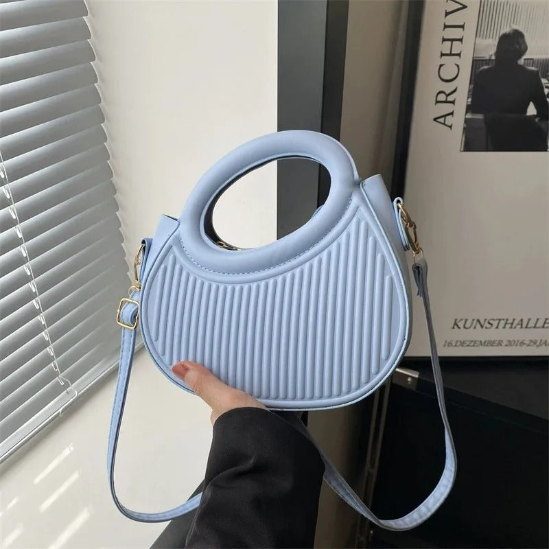Synthetic Leather Handbag, Purse, Luxury Look Shoulder Bag for Everyday Use.