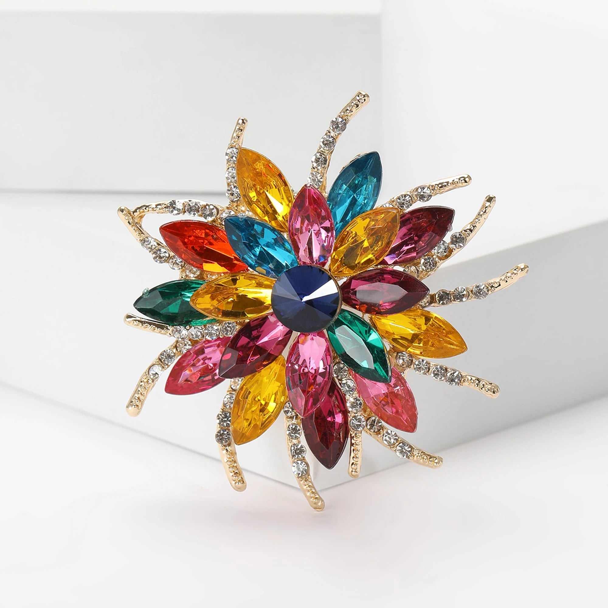 Rhinestone Flower Brooches for Women
