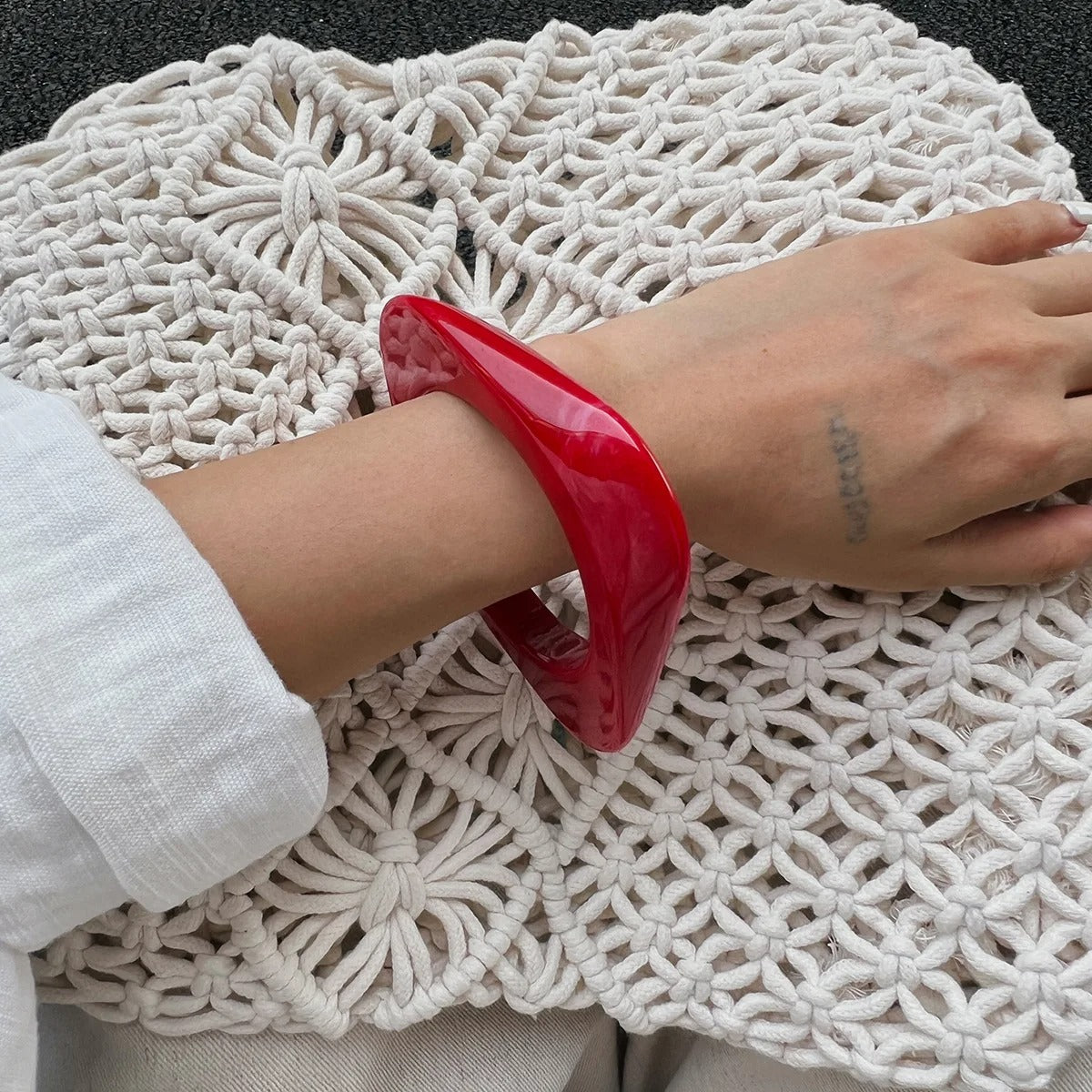 Gold Color Red Acrylic Resin Chunky Bangles for Women