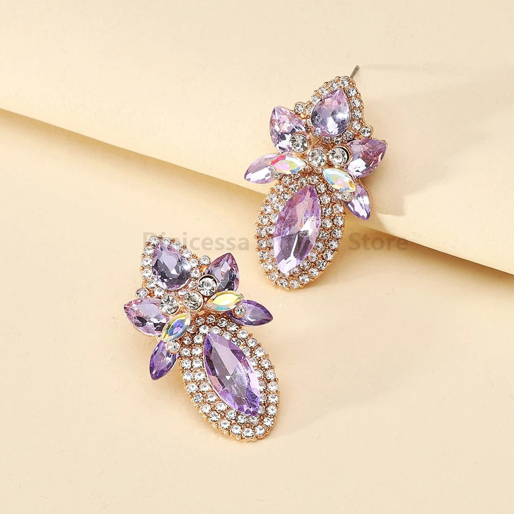 Trend Teardrop Glamorous Decor Stud Earrings