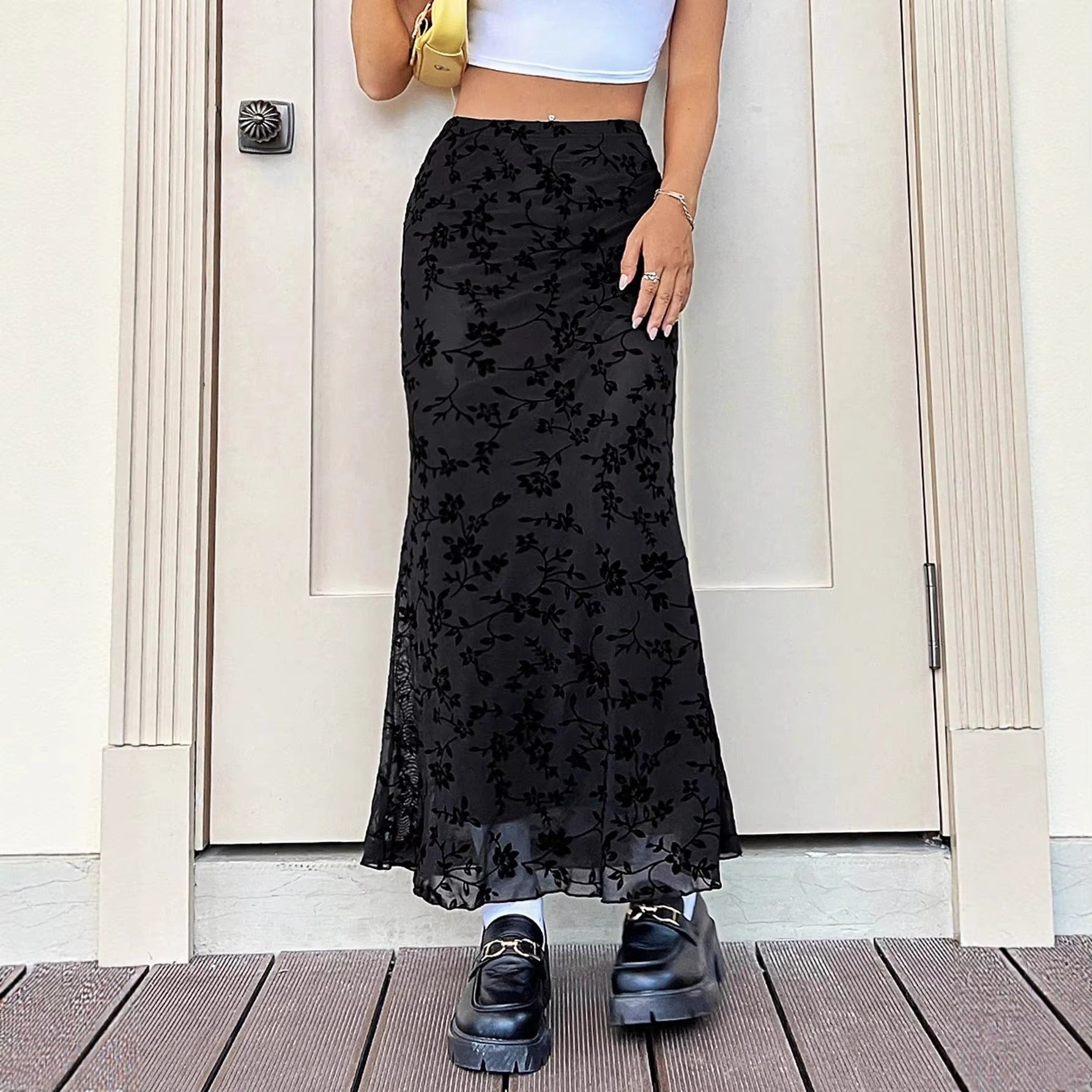 Floral embroidery contrast mesh a-line skirt