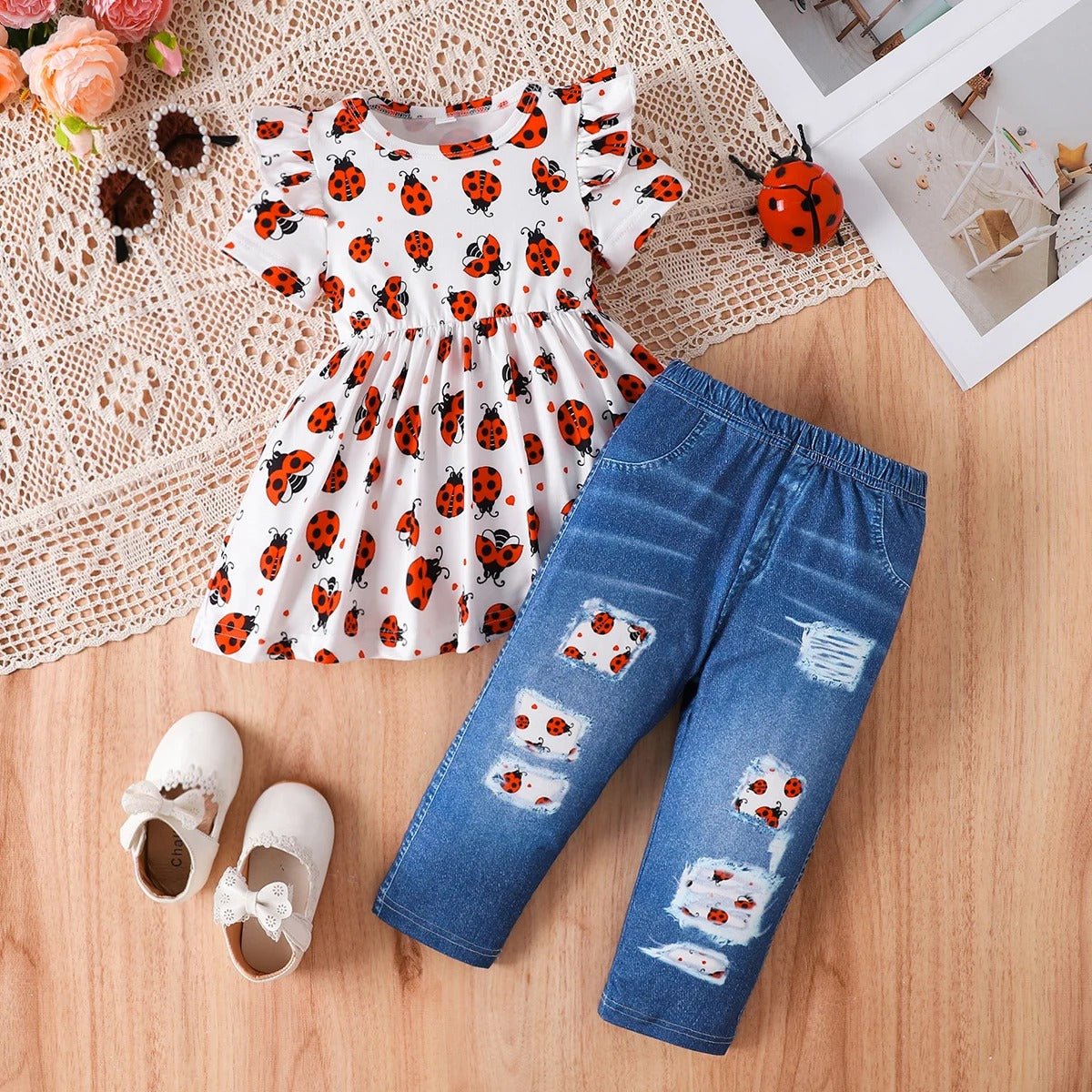 Baby Girl Ladybug 2-Piece Set.