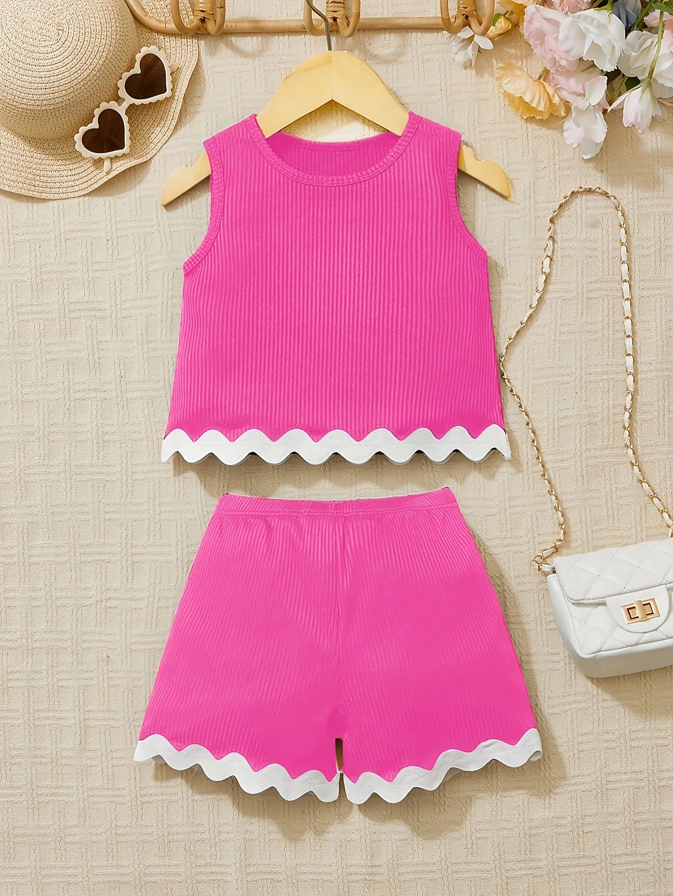 Solid Color Lace Vest Shorts Set.