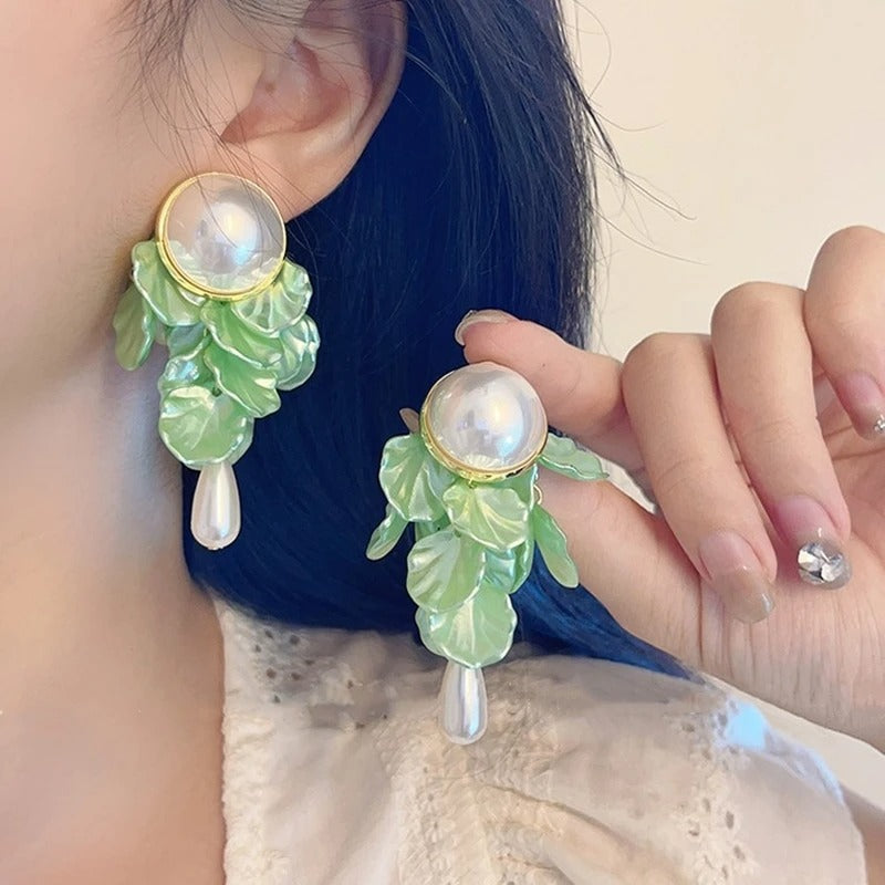 Unique Pearl flower tassels Pendant Earrings