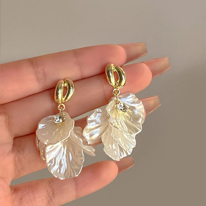 Unique Pearl flower tassels Pendant Earrings