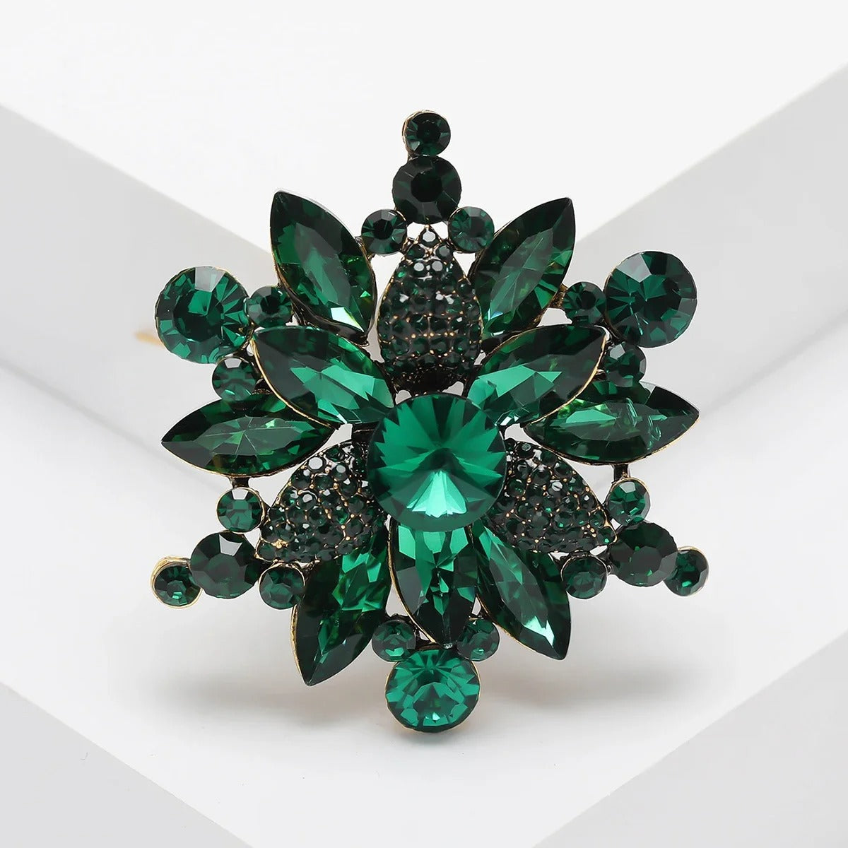 Snowflake Pins Banquet Brooches for Women